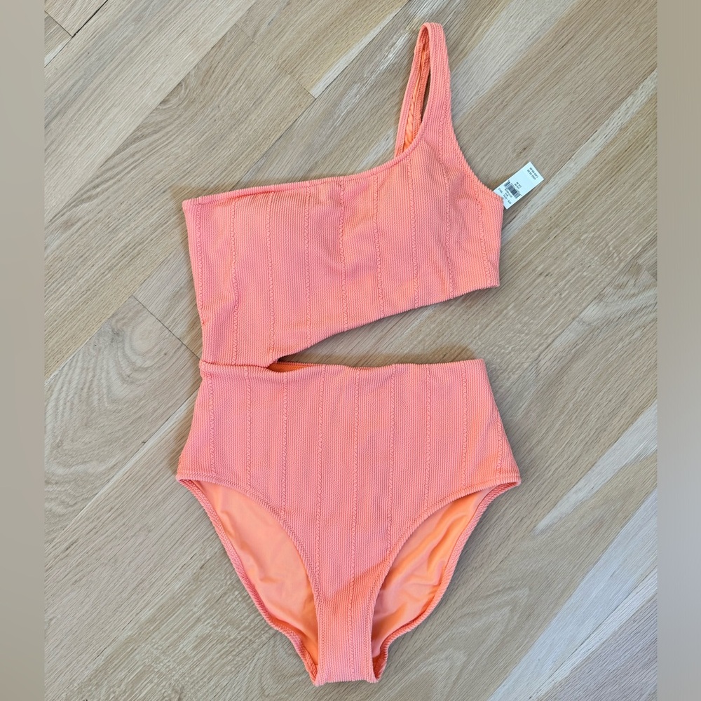 Aerie size medium brand new with tags
